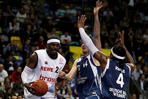 竞争中保持 竞争中保持