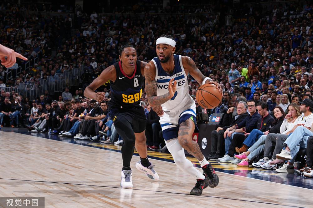 的猛烈攻击 的猛烈攻击