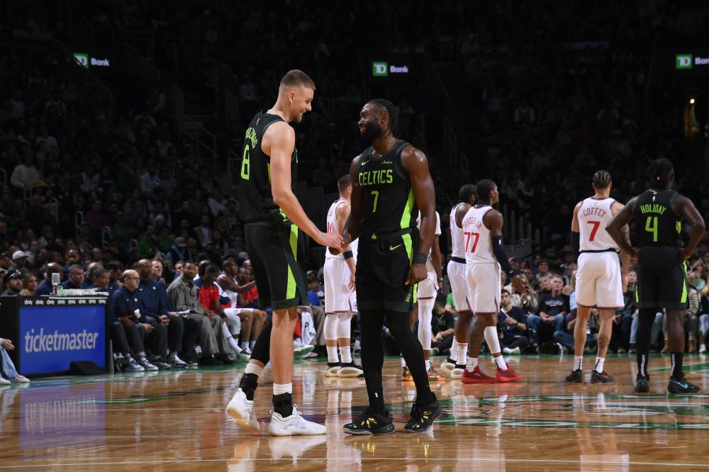 仍需拭目以 仍需拭目以